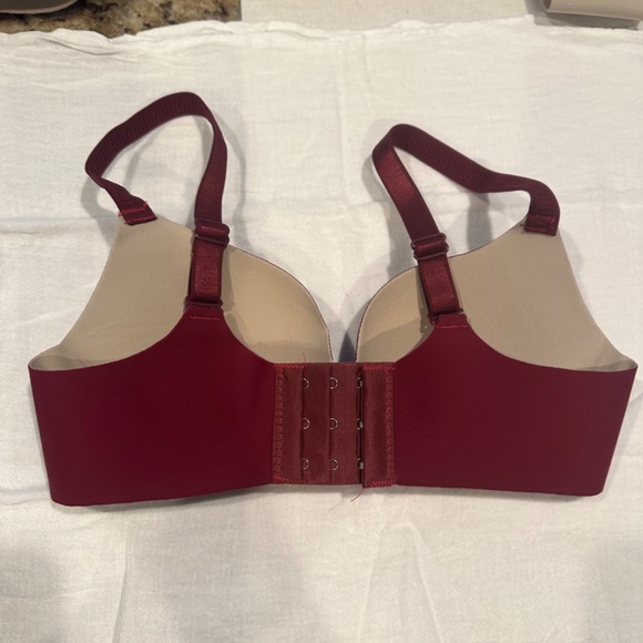 Bra - Picture 13 of 16